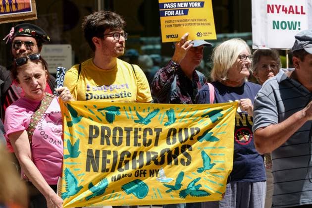 New York, NY- May 29: No Police and ICE Collusion Protest in front Of Gov. Kathy Hochul Midtown Office on May 29, 2026 Credit: Camara Porter USA - ZUMAa123 20260529_zaa_a123_058 Copyright: xAdMediax