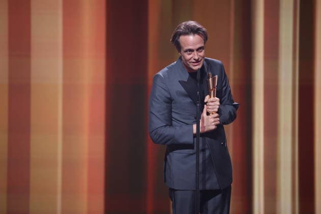 DEUTSCHER FILMPREIS 2026 - SHOW August Diehl Â· DAS VERSCHWINDEN DES JOSEF MENGELE - BESTE MÄNNLICHE HAUPTROLLE bei der Verleihung DEUTSCHER FILMPREIS 2026 in Berlin *** DEUTSCHER FILMPREIS 2026 SHOW August Diehl Â- DAS VERSCHWINDEN DES JOSEF MENGELE BESTE MÄNNLICHE HAUPTROLLE at the DEUTSCHER FILMPREIS 2026 award ceremony in Berlin Copyright: xEventpressxFuhrx