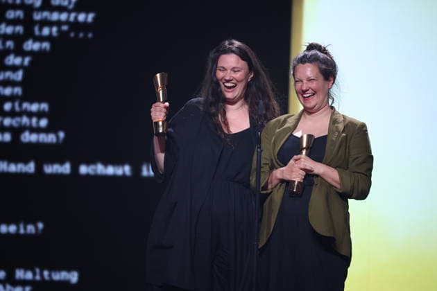 DEUTSCHER FILMPREIS 2026 - SHOW Mascha Schilinski, Louise Peter Â· IN DIE SONNE SCHAUEN - BESTES DREHBUCH bei der Verleihung DEUTSCHER FILMPREIS 2026 in Berlin *** GERMAN FILM AWARD 2026 SHOW Mascha Schilinski, Louise Peter Â- IN DIE SONNE SCHAUEN BEST SCREENWRITING at the GERMAN FILM AWARD 2026 ceremony in Berlin Copyright: xEventpressxFuhrx