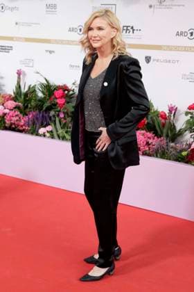 29.05.2026, Veronica Ferres, mit Abzeichen Hands protection Star of David, bei der Verleihung des Deutscher Filmpreis, 2026, Lola, in Berlin, Roter Teppich, *** 29 05 2026, Veronica Ferres, with badge Hands protection Star of David, at the award ceremony of the German Film Award, 2026, Lola, in Berlin, Red Carpet,