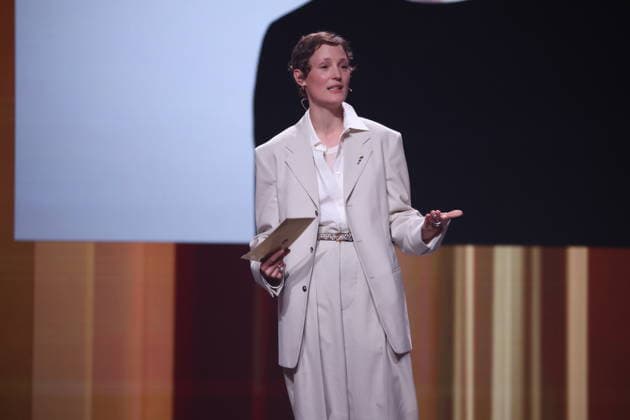 DEUTSCHER FILMPREIS 2026 - SHOW BESTER FILM: StM. Wolfram Weimer, Vicky Krieps & Florian Gallenberger bei der Verleihung DEUTSCHER FILMPREIS 2026 in Berlin *** DEUTSCHER FILMPREIS 2026 SHOW BEST FILM StM Wolfram Weimer, Vicky Krieps Florian Gallenberger at the DEUTSCHER FILMPREIS 2026 award ceremony in Berlin Copyright: xEventpressxFuhrx