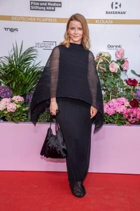 ABB FILMPREIS- Karoline Schuch zu Gast auf dem roten Teppich bei der Verleihung des Deutschen Filmpreis Lola 26 am Palais am Funkturm am 29.05.2026 in Berlin Berlin Deutschland *** ABB FILMPREIS Karoline Schuch on the red carpet at the German Film Award Lola 26 ceremony at Palais am Funkturm on May 29, 2026 in Berlin Berlin Germany