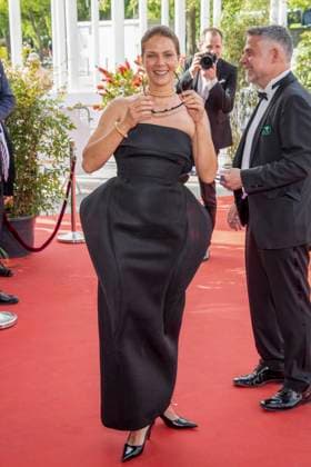 ABB FILMPREIS- Jessica Schwarz zu Gast auf dem roten Teppich bei der Verleihung des Deutschen Filmpreis Lola 26 am Palais am Funkturm am 29.05.2026 in Berlin Berlin Deutschland *** ABB FILMPREIS Jessica Schwarz as a guest on the red carpet at the German Film Award Lola 26 ceremony at Palais am Funkturm on 29 05 2026 in Berlin Berlin Germany