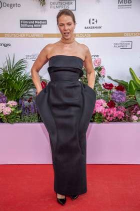 ABB FILMPREIS- Jessica Schwarz zu Gast auf dem roten Teppich bei der Verleihung des Deutschen Filmpreis Lola 26 am Palais am Funkturm am 29.05.2026 in Berlin Berlin Deutschland *** ABB FILMPREIS Jessica Schwarz as a guest on the red carpet at the German Film Award Lola 26 ceremony at Palais am Funkturm on 29 05 2026 in Berlin Berlin Germany