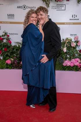 ABB FILMPREIS- Gisa Flake und Knud Riepen zu Gast auf dem roten Teppich bei der Verleihung des Deutschen Filmpreis Lola 26 am Palais am Funkturm am 29.05.2026 in Berlin Berlin Deutschland *** ABB FILMPREIS Gisa Flake and Knud Riepen as guests on the red carpet at the German Film Award Lola 26 ceremony at Palais am Funkturm on 29 05 2026 in Berlin Berlin Germany