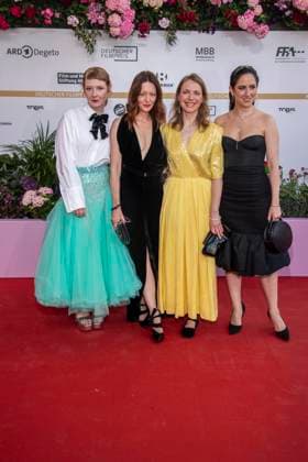 ABB FILMPREIS- Sarah Bauerett, Lavinia Wilson und Anna Brüggemann zu Gast auf dem roten Teppich bei der Verleihung des Deutschen Filmpreis Lola 26 am Palais am Funkturm am 29.05.2026 in Berlin Berlin Deutschland *** ABB FILMPREIS Sarah Bauerett, Lavinia Wilson and Anna Brüggemann as guests on the red carpet at the German Film Award Lola 26 ceremony at Palais am Funkturm on 29 05 2026 in Berlin Berlin Germany