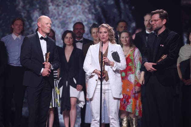 DEUTSCHER FILMPREIS 2026 - SHOW BESTER SPIELFILM GOLD - IN DIE SONNE SCHAUEN bei der Verleihung DEUTSCHER FILMPREIS 2026 in Berlin *** GERMAN FILM AWARD 2026 SHOW BEST PLAYFILM GOLD IN THE SUN SHOW at the GERMAN FILM AWARD 2026 ceremony in Berlin Copyright: xEventpressxFuhrx