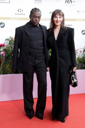 29.05.2026, Benny Opoku-Arthur, Meret Becker, bei der Verleihung des Deutscher Filmpreis, 2026, Lola, in Berlin, Roter Teppich, *** 29 05 2026, Benny Opoku Arthur, Meret Becker, at the German Film Award ceremony, 2026, Lola, in Berlin, Red Carpet,