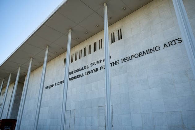 May 29, 2026, Washington, Disitrict Of Columbia, United States: Exterior view of the John F. Kennedy Center for the Performing Arts in Washington, D.C. A federal judge ordered President DONALD TRUMP s name be removed from the building, ruling that only Congress has the authority to rename the institution. Washington United States - ZUMAk206 20260529_znp_k206_033 Copyright: xMattxKaminskyx