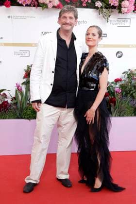 29.05.2026, Sebastian Schwarz, Marie Burchard , bei der Verleihung des Deutscher Filmpreis, 2026, Lola, in Berlin, Roter Teppich, *** 29 05 2026, Sebastian Schwarz, Marie Burchard , at the award ceremony of the German Film Award, 2026, Lola, in Berlin, Red Carpet,