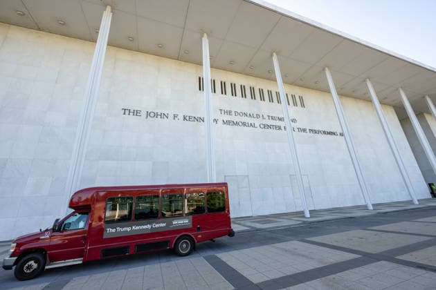 May 29, 2026, Washington, Disitrict Of Columbia, United States: Exterior view of the John F. Kennedy Center for the Performing Arts in Washington, D.C. A federal judge ordered President DONALD TRUMP s name be removed from the building, ruling that only Congress has the authority to rename the institution. Washington United States - ZUMAk206 20260529_znp_k206_038 Copyright: xMattxKaminskyx