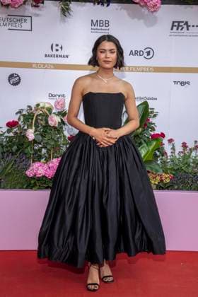 ABB FILMPREIS- Tomomi Themann zu Gast auf dem roten Teppich bei der Verleihung des Deutschen Filmpreis Lola 26 am Palais am Funkturm am 29.05.2026 in Berlin Berlin Deutschland *** ABB FILMPREIS Tomomi Themann on the red carpet at the German Film Award Ceremony Lola 26 at Palais am Funkturm on 29 05 2026 in Berlin Berlin Germany