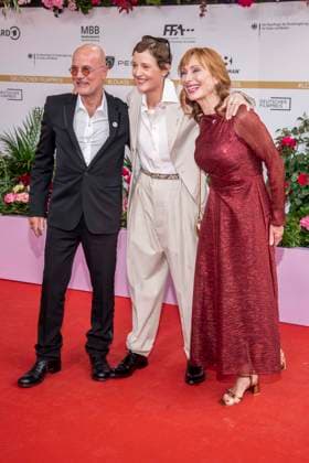 ABB FILMPREIS- Christian Berkel, Vicky Krieps und Andrea Sawatzki zu Gast auf dem roten Teppich bei der Verleihung des Deutschen Filmpreis Lola 26 am Palais am Funkturm am 29.05.2026 in Berlin Berlin Deutschland *** ABB FILMPREIS Christian Berkel, Vicky Krieps and Andrea Sawatzki as guests on the red carpet at the German Film Award Lola 26 ceremony at Palais am Funkturm on 29 05 2026 in Berlin Berlin Germany