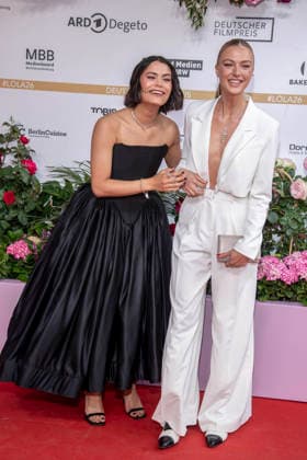 ABB FILMPREIS- Tomomi Themann und Lilly Krug zu Gast auf dem roten Teppich bei der Verleihung des Deutschen Filmpreis Lola 26 am Palais am Funkturm am 29.05.2026 in Berlin Berlin Deutschland *** ABB FILMPREIS Tomomi Themann and Lilly Krug as guests on the red carpet at the German Film Award Lola 26 ceremony at Palais am Funkturm on 29 05 2026 in Berlin Berlin Germany
