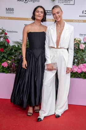 ABB FILMPREIS- Tomomi Themann und Lilly Krug zu Gast auf dem roten Teppich bei der Verleihung des Deutschen Filmpreis Lola 26 am Palais am Funkturm am 29.05.2026 in Berlin Berlin Deutschland *** ABB FILMPREIS Tomomi Themann and Lilly Krug as guests on the red carpet at the German Film Award Lola 26 ceremony at Palais am Funkturm on 29 05 2026 in Berlin Berlin Germany