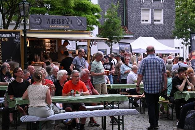 Altstadtfest Hattingen ** NUR FÜR REDAKTIONELLE ZWECKE ** EDITORIAL USE ONLY **<p>Altstadtfest am 29.05.2026 in Hattingen. Deutschland NRW Hattingen Copyright: SocratesxTassos *** Old Town Festival Hattingen FOR EDITORIAL PURPOSES ONLY EDITORIAL USE ONLY p Old Town Festival on 29 05 2026 in Hattingen Germany NRW Hattingen Copyright SocratesxTassos Copyright: SocratesxTassos doc8628c099cgnovf9u22n0 ,EDITORIAL USE ONLY