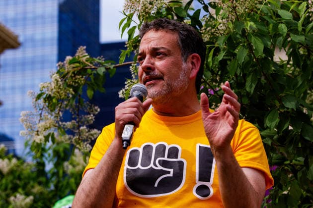 Fight Back Rally in Downtown Edmonton, Canada - 29 May 2026 Alberta Federation of Labour President Gil McGowan speaks during the demonstration march through the streets of Downtown Edmonton to protest the Actions of the Provincial United Conservative Party Government. Downtown Edmonton Canada Copyright: xRonxPalmerx xSOPAxImagesx 2026_05_29Fightbackrally825061