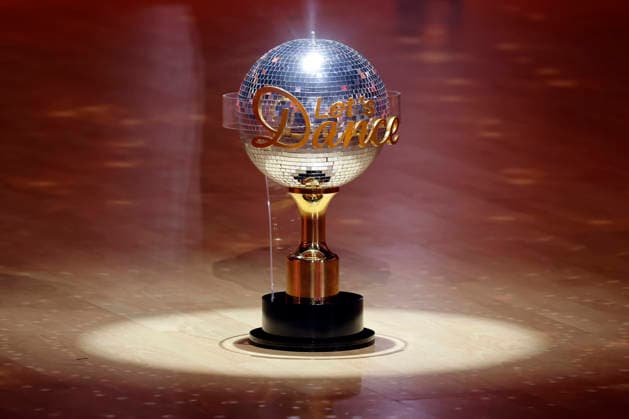 Der Pokal für die Sieger von Lets Dance bzw. den Dancing Star 2026 zu sehen im Finale der 19. Staffel der RTL-Tanzshow Lets Dance im Coloneum. (Themenbild, Symbolbild) Köln, 29.05.2026 NRW Deutschland *** The trophy for the winners of Lets Dance or the Dancing Star 2026 to be seen in the final of the 19th season of the RTL dance show Lets Dance in the Coloneum Theme picture, symbolic picture Cologne, 29 05 2026 NRW Germany Copyright: xChristophxHardtx