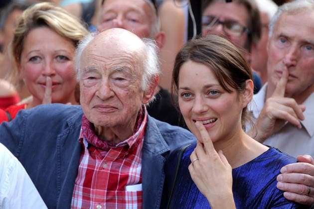 Info du 30 05 2026 Sociologist Edgar Morin dies aged 104 Exclusive No Web No Blog Actress Marion Cotillard and philosopher Edgar Morin Edgar Nahoum launch the international ecological operation Darwin Alert to protect the planet, in Bordeaux, France, on September 10, 2016, during the 3-day Ocean Climax Congress with conferences and concerts Bernard Cottereau Bestimage No Web No Blog for Belgium and Switzerland Exclusive For Germany Call For Price Actress Marion Cotillard and philosopher Edgar Morin Edgar Nahum launching the International Ecology operation Darwin alert to protect the planet, in Bordeaux, France, on September 10, 2016, during the Ocean Climax Congress Bernard Cottereau Bestimage Bordeaux France  Copyright: xPatrickxBernardx xFabienxCottereaux xBestimagexPatrickxBernardx xFabienxCottereaux xBestimagex