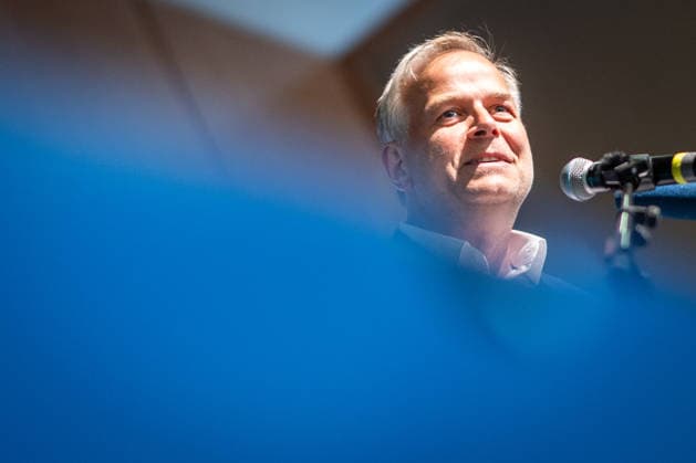 Leif-Erik Holm, Landesvorsitzender und Spitzenkandidat zur Landtagswahl. hält die Eröffnungsrede vor dem Landesparteitag;Landesparteitag AfD Mecklenburg-Vorpommern in Grimmen, Grimmen Mecklenburg-Vorpommern Deutschland Kulturhaus Treffpunkt Europas *** Leif Erik Holm, state chairman and top candidate for the state parliamentary elections gives the opening speech before the state party conference AfD Mecklenburg-Vorpommern state party conference in Grimmen, Grimmen Mecklenburg-Vorpommern Germany Kulturhaus Treffpunkt Europas