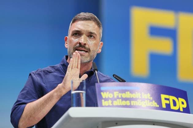 Berlin, Deutschland, 30.05.2026: Estrel: 77. Bundesparteitag der FDP: Konstantin Kuhle *** Berlin, Germany, 30 05 2026 Estrel 77 Federal Party Conference of the FDP Konstantin Kuhle Copyright: xdtsxNachrichtenagenturx dts_121150