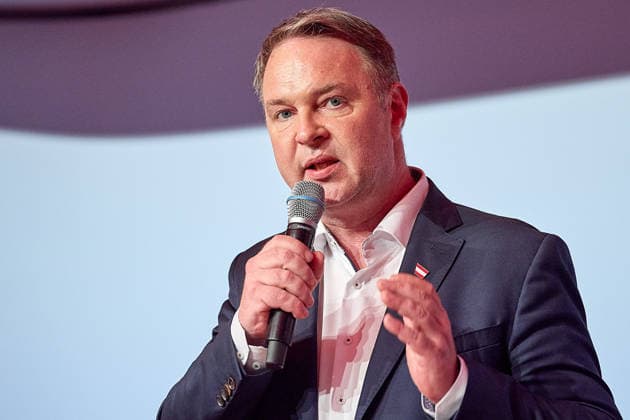 - Vösendorf (NÖ) 30.05.2026 - SPÖ NÖ Landesparteitag - Heute fand in Eventhotel Pyramide der Landesparteitag der SPÖ Niederösterreich mit Wahl des Vorsitzenden statt. PHOTO: Podiumsdiskussion mit u.a. SPÖ-Bundesparteivorsitzender Andreas Babler - Voesendorf (Lower Austria) - SPOe Lower Austria Regional Party Conference - The Lower Austria Regional Party Conference of the Socialist Party, at which the chairperson was elected, took place today at the Eventhotel Pyramide. SPÖ NÖ Landesparteitag *** Vösendorf NÖ 30 05 2026 SPÖ Lower Austria Regional Party Conference The Lower Austria Regional Party Conference of the Socialist Party, at which the chairperson was elected, took place today at the Eventhotel Pyramide SPÖ Lower Austria Regio 
