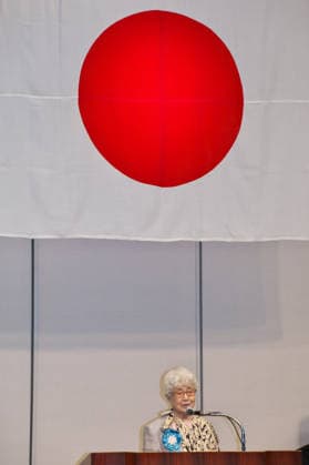 Sakie Yokota(L), mother of Megumi Yokota who was abducted by North Korea speaks during the Rally of families of victims kidnapped by North Korea in Tokyo, Japan on Saturday, May 30, 2026.  TKP2026053002 KEIZOxMORI