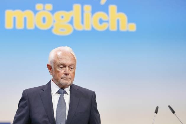 Berlin, Deutschland, 30.05.2026: Estrel: 77. Bundesparteitag der FDP: Wolfgang Kubicki nach der Wahl zum Parteichef *** Berlin, Germany, 30 05 2026 Estrel 77 Federal Party Conference of the FDP Wolfgang Kubicki after his election as party leader Copyright: xdtsxNachrichtenagenturx dts_121191