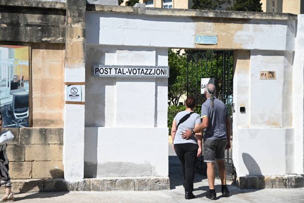 (260530) -- VALLETTA, May 30, 2026 -- People walk into a polling station for the parliamentary election in Zejtun, Malta, May 30, 2026. Malta held a snap parliamentary election on Saturday, with the ruling Labour Party widely expected to secure a fourth consecutive term in office. (Photo by Xinhua) MALTA-PARLIAMENTARY ELECTION-VOTING JonathanxBorg 