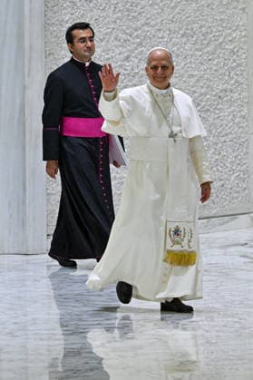 ITALY - POPE LEO XIV DURING AUDIENCE WITH MEMBERS OF THE CATHOLIC CHARISMATIC RENEWAL AT THE PAUL VI HALL IN THE VATICAN - 2026 5 30 Italy, Rome, Vatican, 2026 5 30Pope Leo XIV during audience with members of the Catholic Charismatic renewal at the Paul VI Hall in the Vatican EDITORIAL USE ONLY - NO BOOKS Copyright: xALESSIAxGIULIANIx