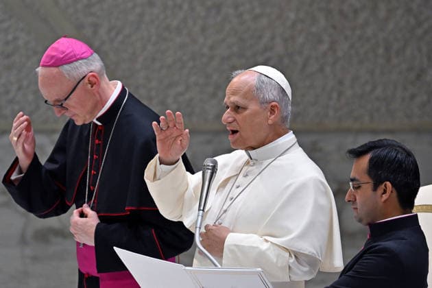 ITALY - POPE LEO XIV DURING AUDIENCE WITH MEMBERS OF THE CATHOLIC CHARISMATIC RENEWAL AT THE PAUL VI HALL IN THE VATICAN - 2026 5 30 Italy, Rome, Vatican, 2026 5 30Pope Leo XIV during audience with members of the Catholic Charismatic renewal at the Paul VI Hall in the Vatican EDITORIAL USE ONLY - NO BOOKS Copyright: xALESSIAxGIULIANIx