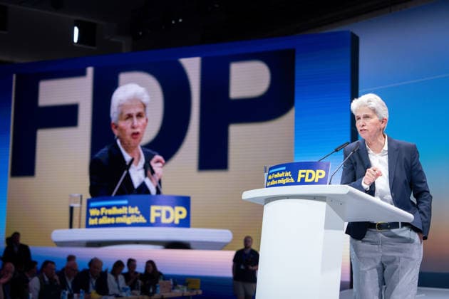 77. Ordentlicher Bundesparteitag, FDP, Berlin Berlin, FDP, 77. Ordentlicher Bundesparteitag, Freie Demokraten, Estrel, Marie-Agnes Strack-Zimmermann Berlin Berlin GER *** 77 Ordinary Federal Party Conference, FDP, Berlin Berlin, FDP, 77 Ordinary Federal Party Conference, Free Democrats, Estrel, Marie Agnes Strack Zimmermann Berlin Berlin GER