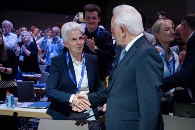 77. Ordentlicher Bundesparteitag, FDP, Berlin Berlin, FDP, 77. Ordentlicher Bundesparteitag, Freie Demokraten, Estrel, Bundesvorsitzender, Wolfgang Kubicki, Christian Dürr Berlin Berlin GER *** 77 Ordinary Federal Party Conference, FDP, Berlin Berlin, FDP, 77 Ordinary Federal Party Conference, Free Democrats, Estrel, Federal Chairman, Wolfgang Kubicki, Christian Dürr Berlin Berlin GER
