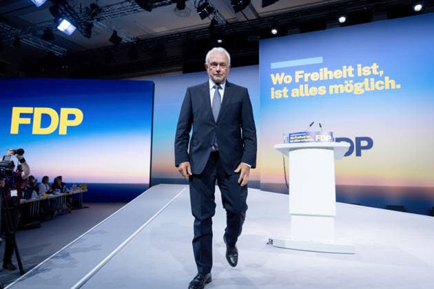 77. Ordentlicher Bundesparteitag, FDP, Berlin Berlin, FDP, 77. Ordentlicher Bundesparteitag, Freie Demokraten, Estrel, Bundesvorsitzender, Wolfgang Kubicki Berlin Berlin GER *** 77 Ordinary Federal Party Conference, FDP, Berlin Berlin, FDP, 77 Ordinary Federal Party Conference, Free Democrats, Estrel, Federal Chairman, Wolfgang Kubicki Berlin Berlin GER