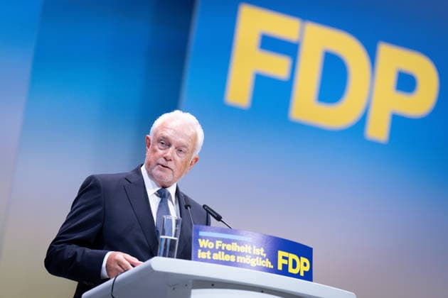 77. Ordentlicher Bundesparteitag, FDP, Berlin Berlin, FDP, 77. Ordentlicher Bundesparteitag, Freie Demokraten, Estrel, Bundesvorsitzender, Wolfgang Kubicki Berlin Berlin GER *** 77 Ordinary Federal Party Conference, FDP, Berlin Berlin, FDP, 77 Ordinary Federal Party Conference, Free Democrats, Estrel, Federal Chairman, Wolfgang Kubicki Berlin Berlin GER