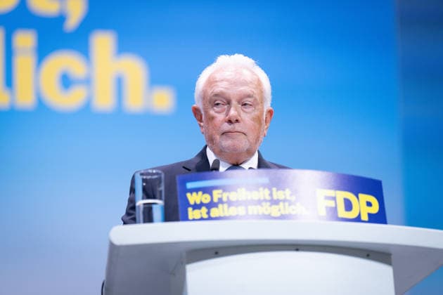 77. Ordentlicher Bundesparteitag, FDP, Berlin Berlin, FDP, 77. Ordentlicher Bundesparteitag, Freie Demokraten, Estrel, Bundesvorsitzender, Wolfgang Kubicki Berlin Berlin GER *** 77 Ordinary Federal Party Conference, FDP, Berlin Berlin, FDP, 77 Ordinary Federal Party Conference, Free Democrats, Estrel, Federal Chairman, Wolfgang Kubicki Berlin Berlin GER