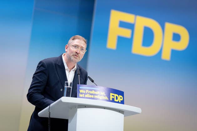77. Ordentlicher Bundesparteitag, FDP, Berlin Berlin, FDP, 77. Ordentlicher Bundesparteitag, Freie Demokraten, Estrel, Jakob Schirmer Berlin Berlin GER *** 77 Ordinary Federal Party Conference, FDP, Berlin Berlin, FDP, 77 Ordinary Federal Party Conference, Free Democrats, Estrel, Jakob Schirmer Berlin Berlin GER