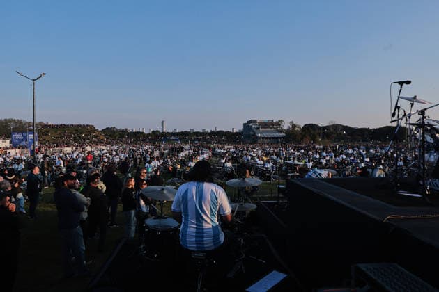 Drummers seek the Guinness World Record with more than 400 drums playing simultaneously in Buenos Aires BUENOS AIRES, ARGENTINA - MAY 30: More than 400 drummers perform simultaneously during the new edition of the Baterias a la Plaza festival at Parque Arroyo Vega in Buenos Aires, Argentina, on May 30, 2026. The event gathered musicians from across the country to share a unique open-air musical experience alongside influential figures of the Argentine drumming scene, as participants played synchronized patterns to create a collective soundscape. Luciano Gonzalez Anadolu Buenos Aires Argentina. Editorial use only. Please get in touch for any other usage.  Copyright: x2026xAnadoluxLucianoxGonzalezx