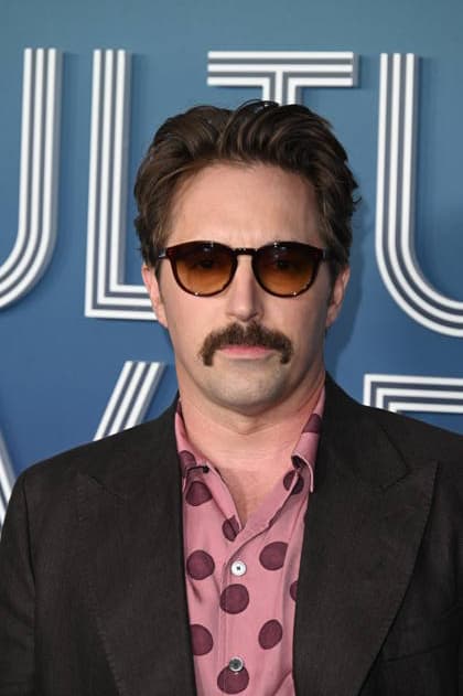 5th Annual Las Culturistas Culture Awards Los Angeles California - May 30: Beck Bennett at the 5th Annual Las Culturistas Culture Awards on May 30, 2026 Credit: Michael Mattes AdMedia EDITORIAL USE ONLY  Copyright: xx AdMediax admphotostwo993599