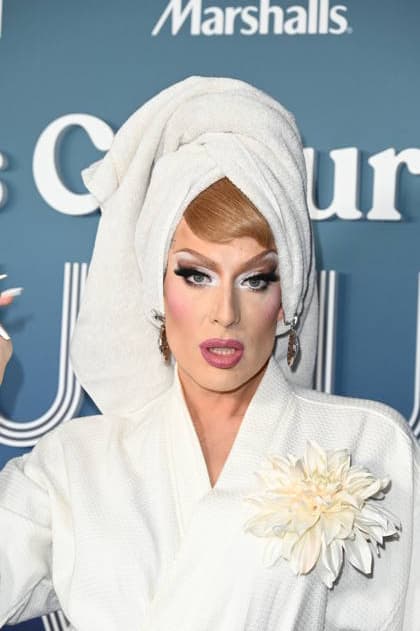 5th Annual Las Culturistas Culture Awards Los Angeles California - May 30: Alaska at the 5th Annual Las Culturistas Culture Awards on May 30, 2026 Credit: Michael Mattes AdMedia EDITORIAL USE ONLY  Copyright: xx AdMediax admphotostwo993712