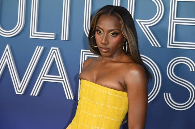 5th Annual Las Culturistas Culture Awards Los Angeles California - May 30:Ziwe at the 5th Annual Las Culturistas Culture Awards on May 30, 2026 Credit: Michael Mattes AdMedia EDITORIAL USE ONLY  Copyright: xx AdMediax admphotostwo993787