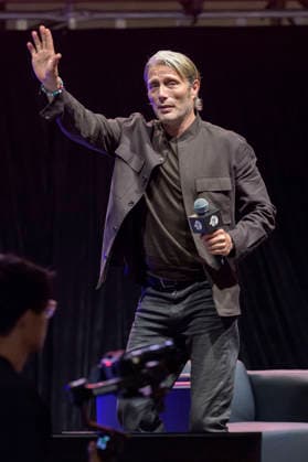 Mads Mikkelsen auf der Hong Kong Comic Con 2026 im Hong Kong Convention and Exhibition Centre. Hongkong, 31.05.2026 *** Mads Mikkelsen at the Hong Kong Comic Con 2026 at the Hong Kong Convention and Exhibition Center Hong Kong, 31 05 2026 Foto:xJ.xRussellx xFuturexImagex comic_con_6594