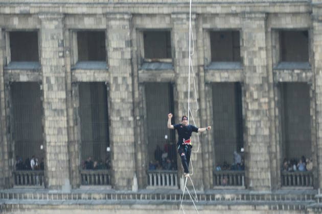Jaan Roose crossed a highline between two tallest Polish building WARSAW, POLAND - MAY 31: Jaan Roose walks a highline between the Palace of Culture and Science and Varso Tower during the Red Bull Time Line in Warsaw, Poland, May 31, 2026. During the event Estonian slackliner crossed a 500-meter-long line suspended about 180 meters above the city streets between two tallest buildings in Poland. Jakub Porzycki Anadolu Warsaw Poland. Editorial use only. Please get in touch for any other usage.  Copyright: x2026xAnadoluxJakubxPorzyckix