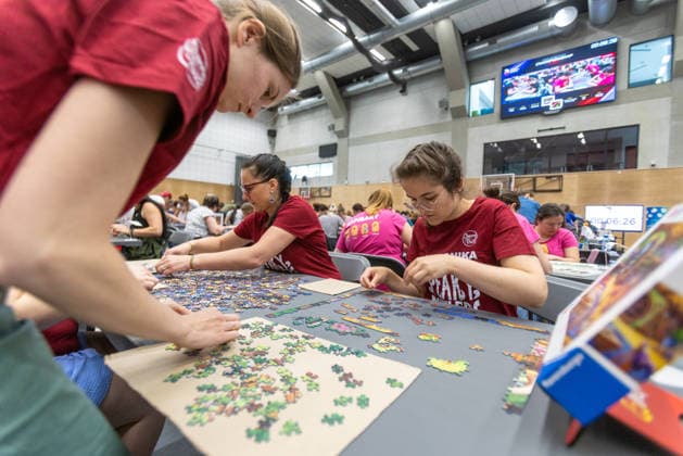 World champion Weronika Huptas from Poland, right, competes at the final day of the time puzzle competition on May 31, 2026, Ostrava, Czech Republic. (CTKxPhoto VladimirxPrycek) CTKPhotoP2026053102016  CTKPhotoP2026053102016