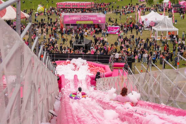 Vilnius hosts fourth edition of Pink Soup Fest VILNIUS, LITHUANIA - MAY 31: A visitor slides down a foam slide during the fourth edition of the Pink Soup Fest, with the event running for three days for the first time in Vilnius, Lithuania, on May 31, 2026. Organizers say the festival drew more than 93,000 visitors last year, and this year’s program includes food, performances and public events across the city center. Yauhen Yerchak Anadolu Vilnius Lithuania. Editorial use only. Please get in touch for any other usage.  Copyright: x2026xAnadoluxYauhenxYerchakx