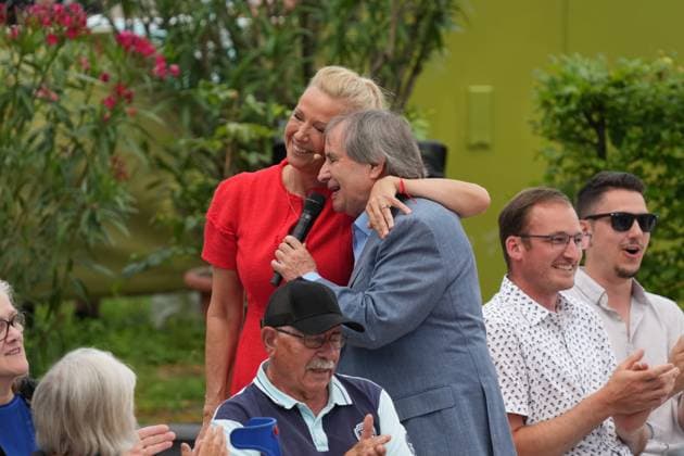 ZDF-Fernsehgarten 2026. Andrea (Kiwi) Kiewel und Chris de Burgh im ZDF Fernsehgarten mit dem Motto Bingo-Party am 31.05.2026 in Mainz. Mainz ZDF Fernsehgarten Rheinland-Pfalz *** ZDF Fernsehgarten 2026 Andrea Kiwi Kiewel and Chris de Burgh in the ZDF Fernsehgarten with the motto Bingo Party on 31 05 2026 in Mainz Mainz ZDF Fernsehgarten Rheinland Pfalz