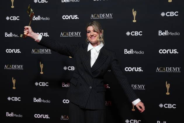 May 31, 2026, Toronto, On, CAN: Grace Glowicki holds a trophy for Performance in a Leading Role, Drama for Honey Bunch at The Canadian Screen Awards in Toronto on Sunday, May 31, 2026. Toronto CAN  - ZUMAc35_ 20260531_zaf_c35_061 Copyright: xChrisxYoungx