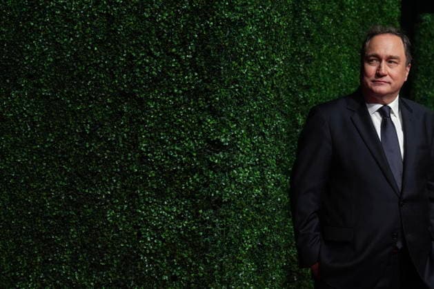 May 31, 2026, Toronto, On, CAN: Mark Critch watches a colleague being photographed on the red carpet at The Canadian Screen Awards in Toronto on Sunday, May 31, 2026. Toronto CAN  - ZUMAc35_ 20260531_zaf_c35_096 Copyright: xChrisxYoungx