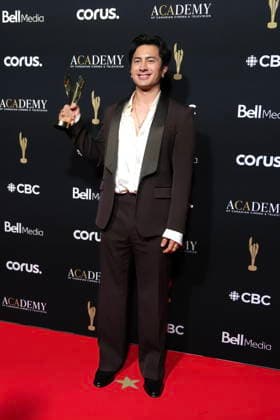 May 31, 2026, Toronto, On, CAN: Hudson Williams holds a trophy after winning Best Lead Performer for his role in Heated Rivalry at The Canadian Screen Awards in Toronto on Sunday, May 31, 2026. Toronto CAN  - ZUMAc35_ 20260531_zaf_c35_094 Copyright: xChrisxYoungx