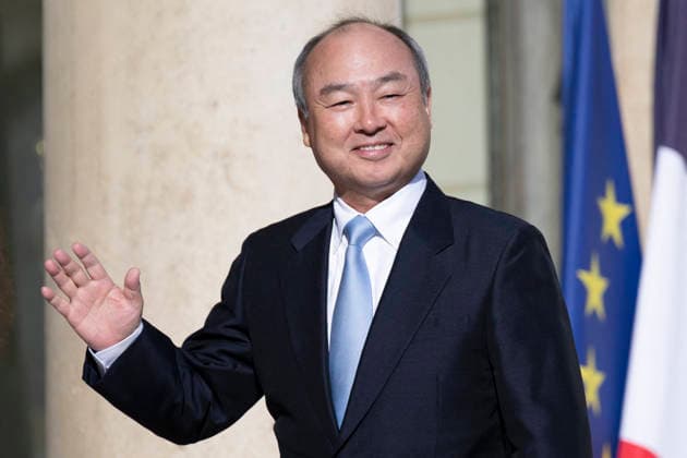 Masayoshi Son Welcomed By President Macron - Paris SoftBank Group Corp. Chairman and CEO Masayoshi Son arrives at the Elysee Palace for a meeting with French President before the Choose France Sommet in Paris on June 1, 2026. Photo by Eliot Blondet ABACAPRESS.COM Paris Ile-de-France France  Copyright: xBlondetxEliot ABACAx
